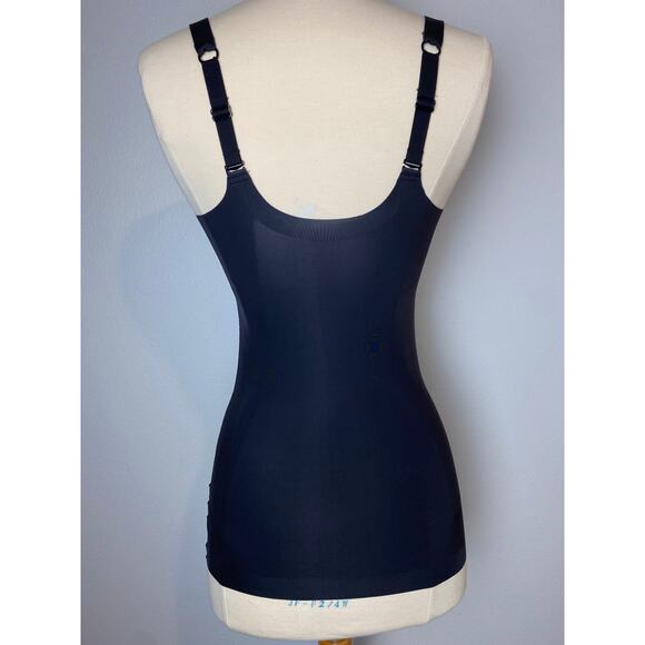 New Maidenform Compression Smoothing Camisole Garment, Sz M(Fits like Sm) - Picture 2 of 5